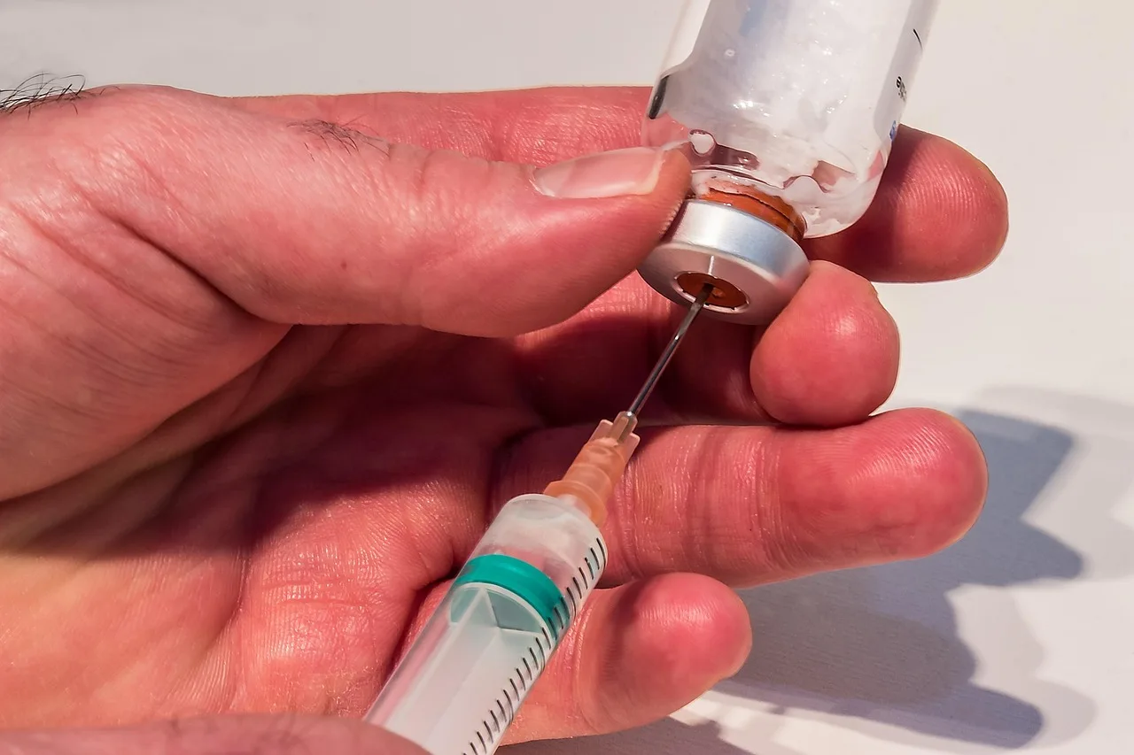 injection, needle, disposable syringe, injection syringe, ampoule, glass ampoule, health, raise a liquid, medicine, dissolve powder, distribute liquid, dissolved drug, sterile, hands, vial, painkiller, antibiotics, healthcare, injection, injection, injection, injection, injection, antibiotics. How to price a med spa membership for downtime and churn