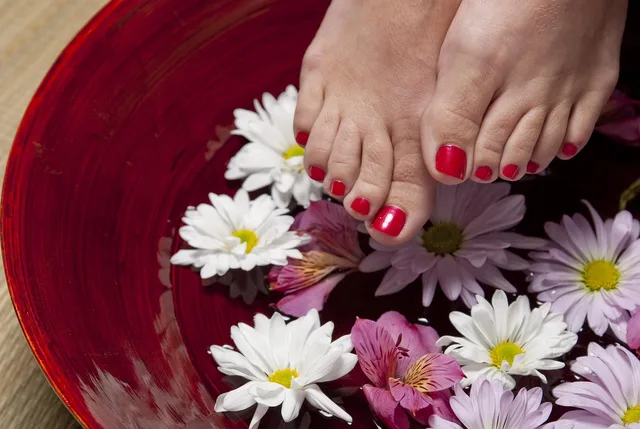 foot, pedicure, spa, nature, woman, beautiful flowers, feet, treatment, relaxation, flower wallpaper, toe, flower, flower background, salon, wellness, female. Sun Belt and Midwest med spa seasons: Florida against Illinois